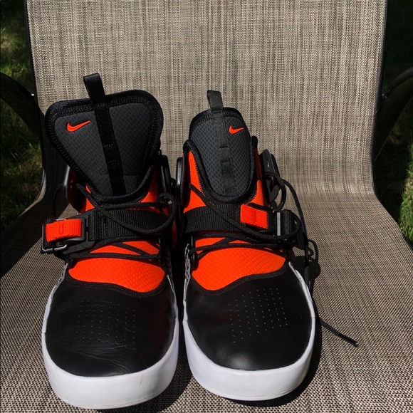 Air Max 270 Hi top - Picture 3 of 5